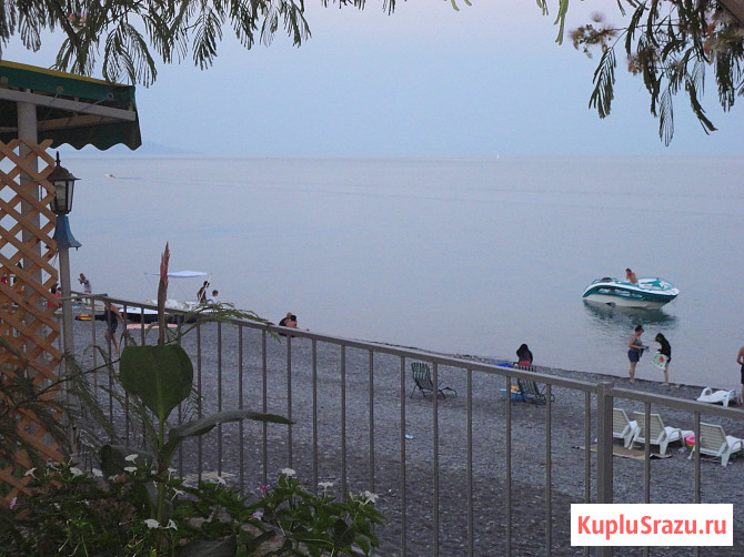 Коттедж 450 м² на участке 4 сот. на продажу в Алуште Алушта - изображение 1