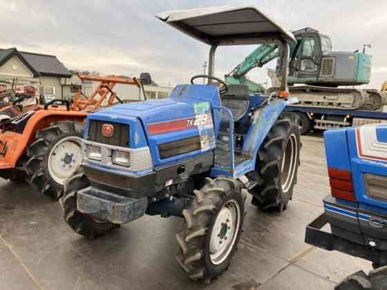 Минитрактор Iseki TK29F крыша 4х4 наработка 854 мч Москва