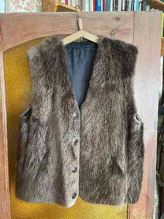 Меховой жилет Промышленная