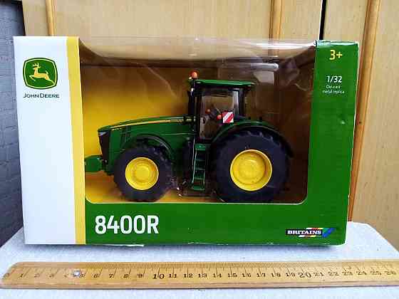 Модель, игрушка, трактор John Deere 8400R Саранск
