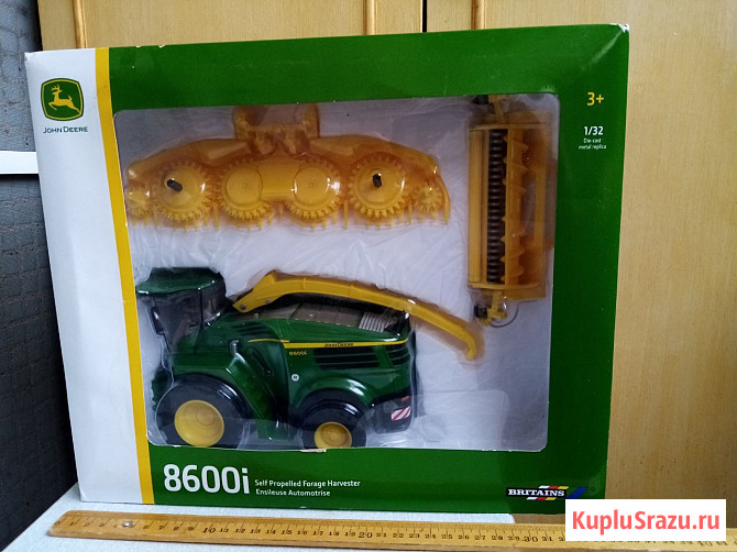 Игрушка, модель -кормоуборочный комбайн John Deere 8600 i Саранск - изображение 1