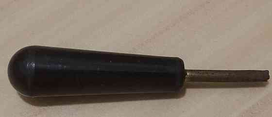 Антимагнитная отвертка для настройки авиационных приборов ось бронза ручка пластмассовая СССР Сыктывкар