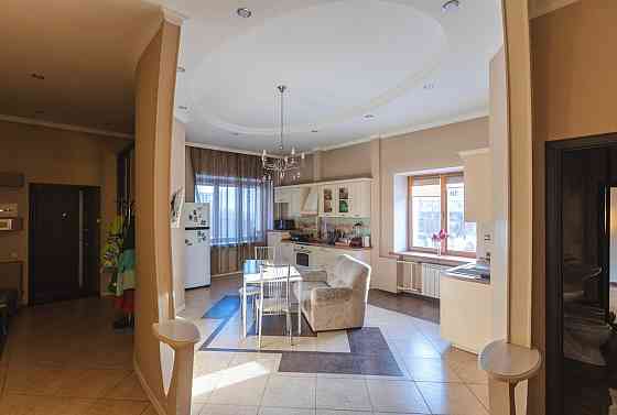 5-комнатная квартира, 272 м², 3/3 эт. на продажу в Красноярске Красноярск