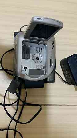 Цифровая видеокамера JVC GR-D350ER miniDV Сыктывкар