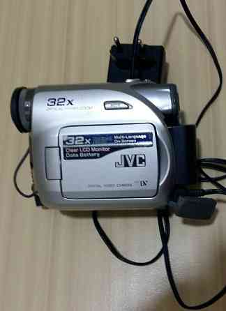 Цифровая видеокамера JVC GR-D350ER miniDV Сыктывкар