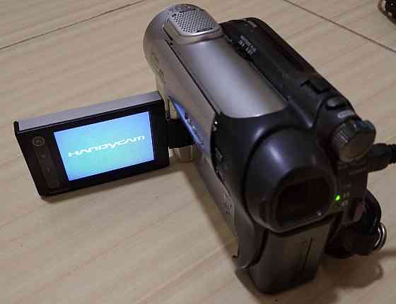 Видеокамера Sony DCR-DVD109E Сыктывкар