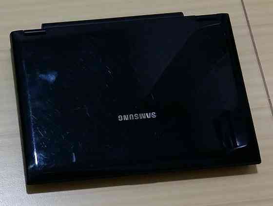 Ноутбук Samsung q70 экран 13"3 на запчасти или под ремонт Сыктывкар