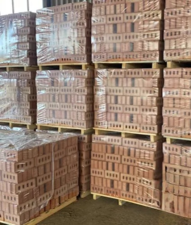 Кирпич цокольный красный М 150 полнотелый ТККМ Самара