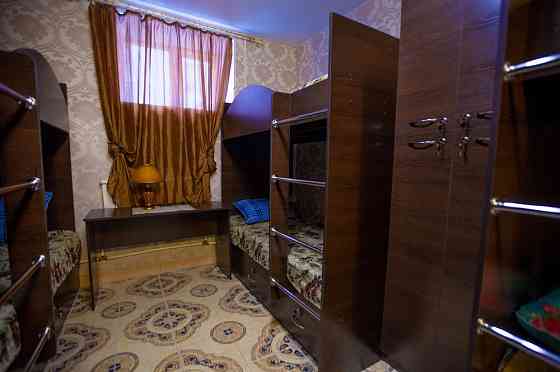 Комната 10 м² в 5-ком. кв., 2/2 эт. в аренду посуточно в Барнауле Барнаул