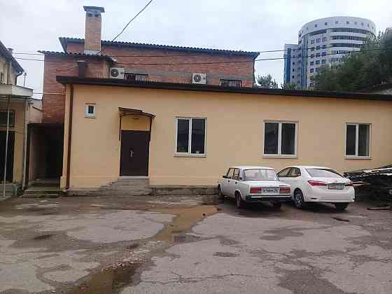 Сдам в аренду двухэтажное здание пл. 240 кв.м., Пятигорск, ул. Бунимовича 1 Пятигорск