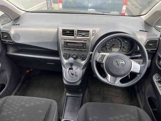 Компактвэн Toyota Ractis кузов NCP125 модификация X минивэн гв 2011 4WD пробег 68 т.км Москва