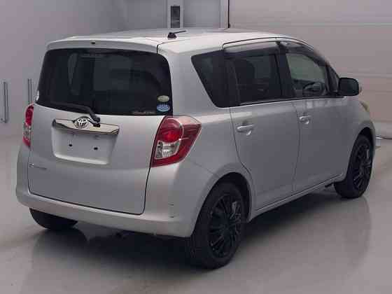 Компактвэн Toyota Ractis кузов SCP100 модификация X HID Selection минивэн гв 2010 пробег 51 т.км Москва
