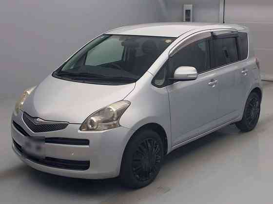 Компактвэн Toyota Ractis кузов SCP100 модификация X HID Selection минивэн гв 2010 пробег 51 т.км Москва